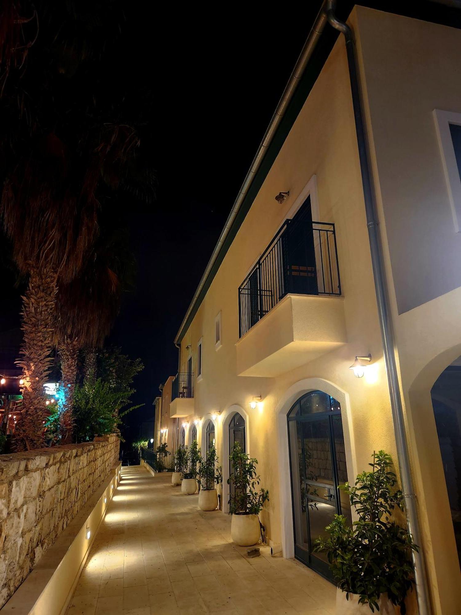 Villa 49 Boutique à Zikhron Yaakov Extérieur photo